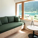 Hotel Neusacherhof 4*