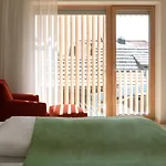 Neusacherhof Hotel