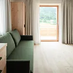 Neusacherhof Hotel