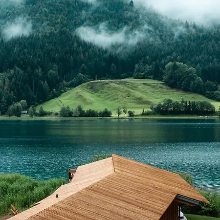 Hotel Neusacherhof 4*