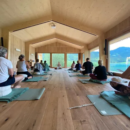 Neusacherhof Hotel 4*