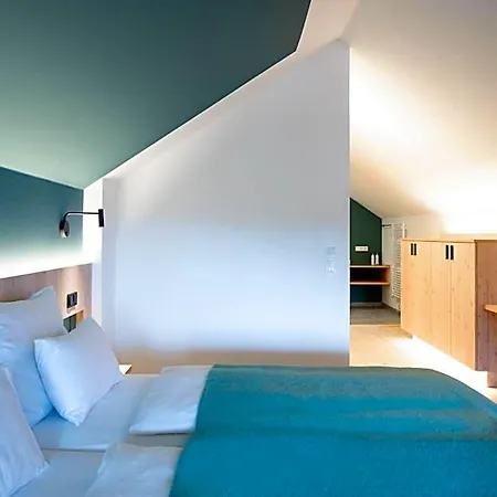 Neusacherhof 4* ويسنسي