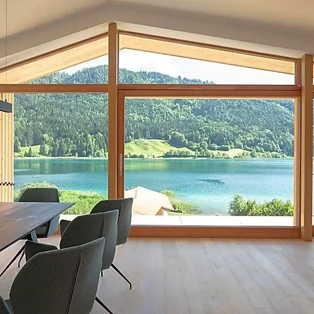 فندق Neusacherhof 4*