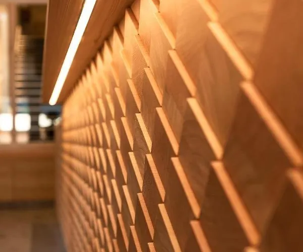 酒店 Neusacherhof 4*