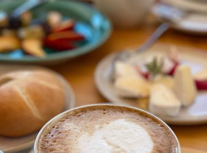 Hotel Neusacherhof Weissensee