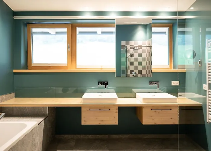 Hotel Neusacherhof Weissensee