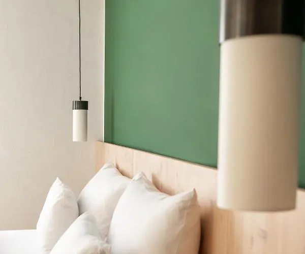 Hotel Neusacherhof Weissensee